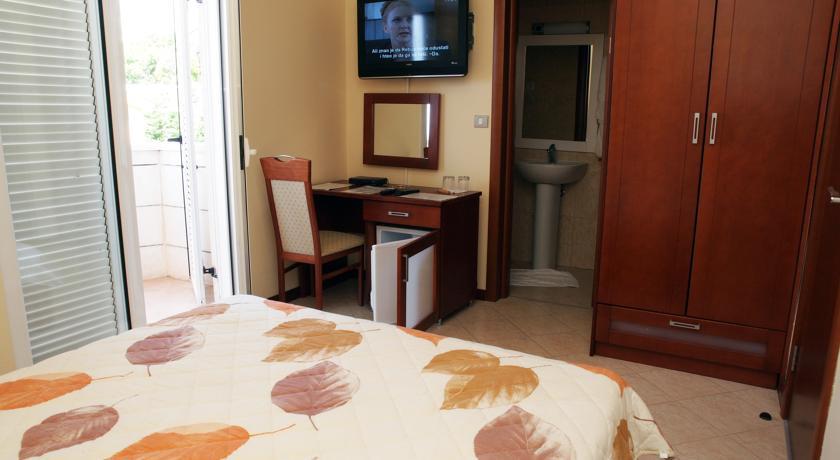 Hotel R Utjeha Ruang foto